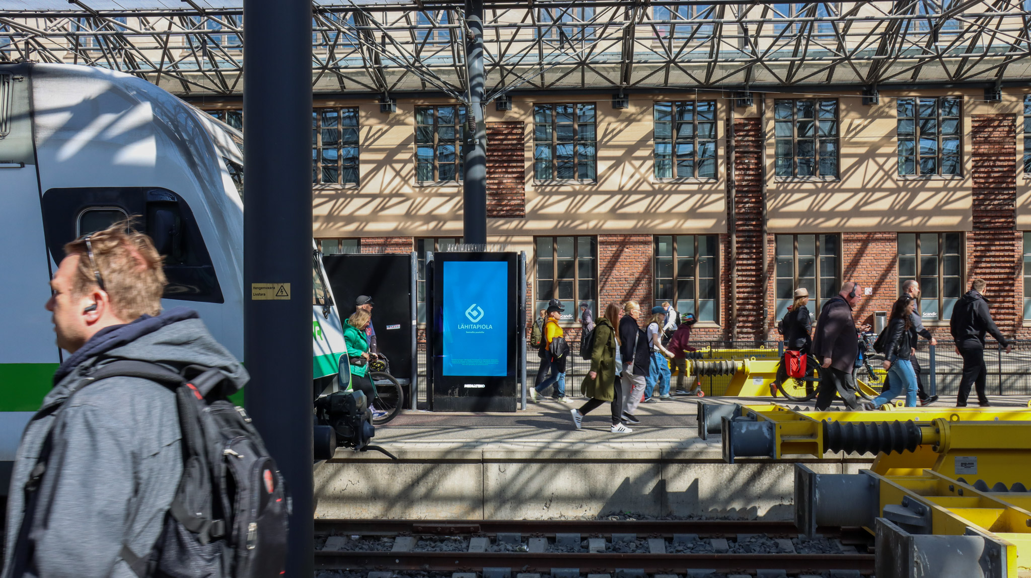 Lähitapiola Helsingin päärautatieasema vko 19 pystynäyttö-08