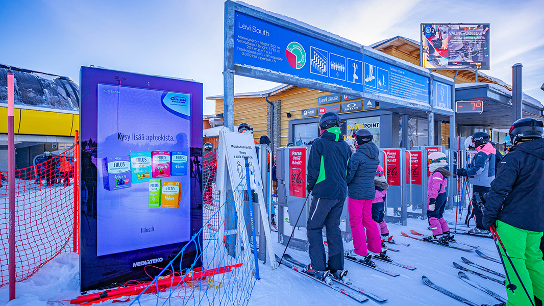 Levi pylon diginäyttö Porttivahti Orion Fiilus Coca-Cola